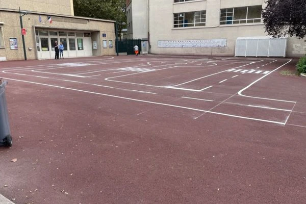 Marquage cours d&rsquo;école